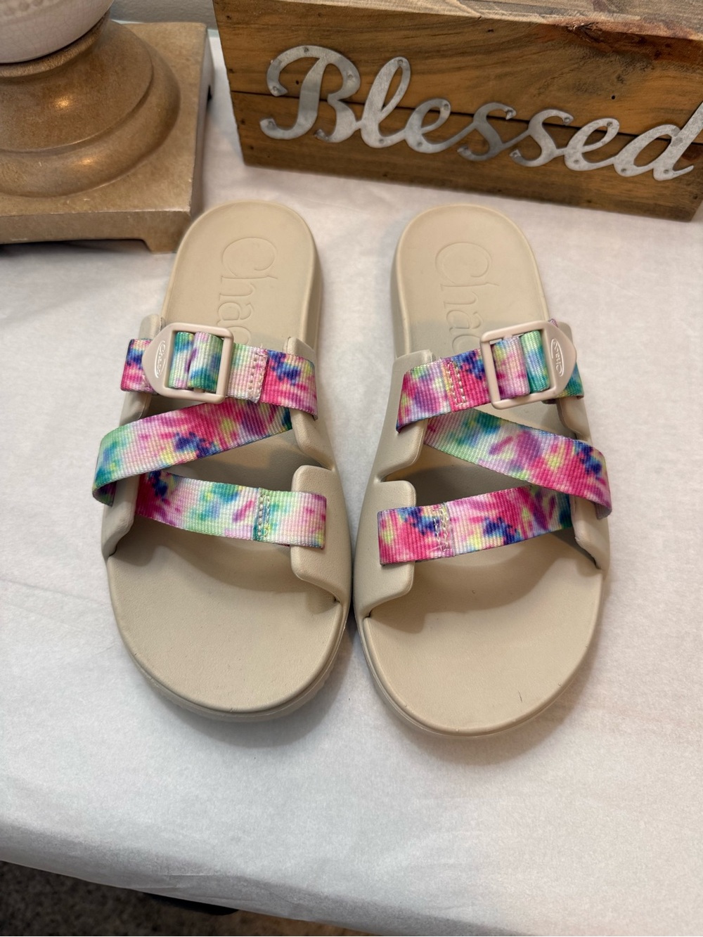 Chaco Kids Tie-Dye Strap Slide Sandals in Cream with Pink, Blue & Green Accents